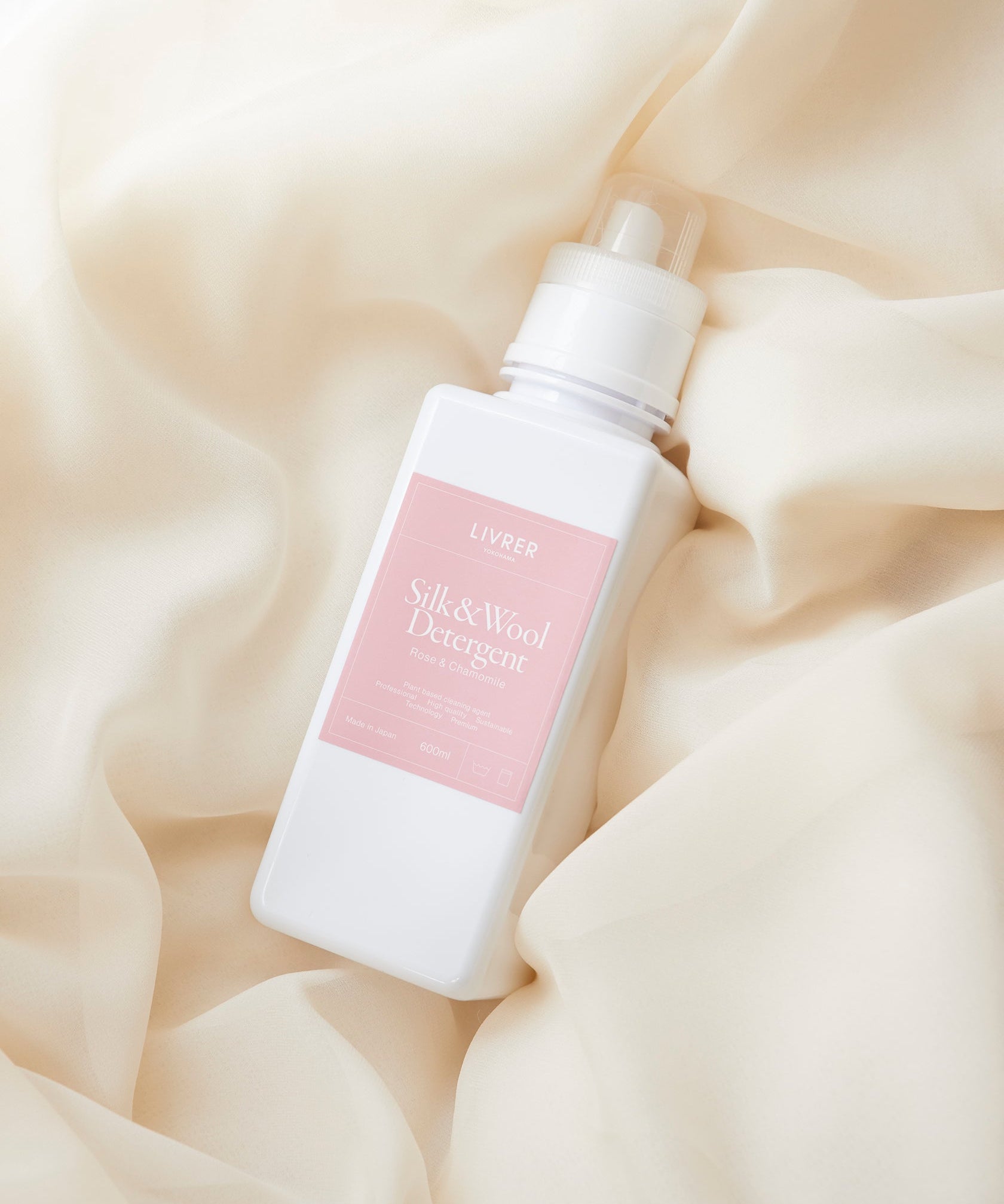 【衣替え時はここに注意！】ウール・カシミヤニットをより永く着るためのお手入れとは？