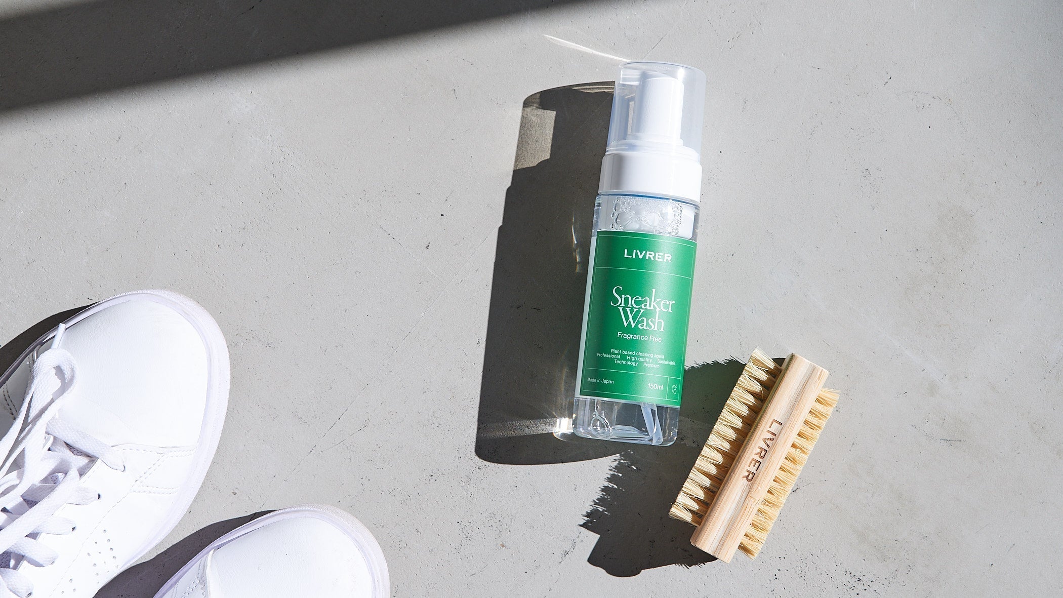 プロクリーニング発想のスニーカー専用洗剤「スニーカーウォッシュ・スニーカーブラシ」同時発売！
